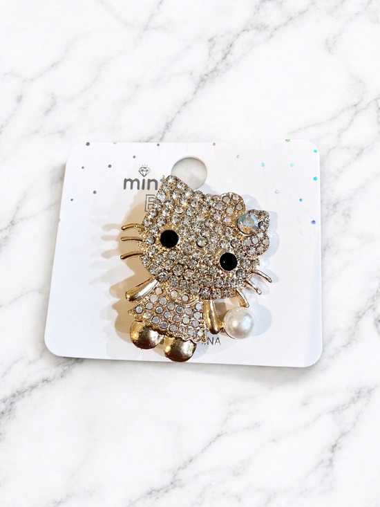 Jewelry - Rhinestone Kitty Cat Brooch Gold Tone Pearl Accent Cute Kawaii Pin New